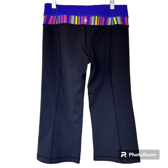 Lululemon Groove Crop Pants Black Multicolor Stripe Waist Band Reversible Size 6 - Picture 3 of 16